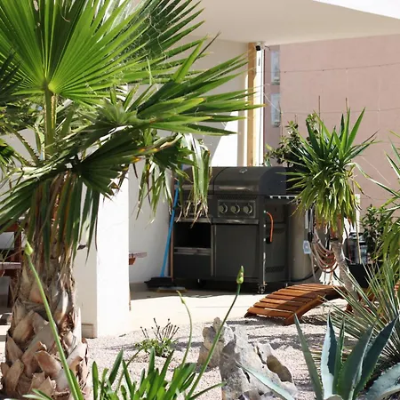 Apartment Miran *